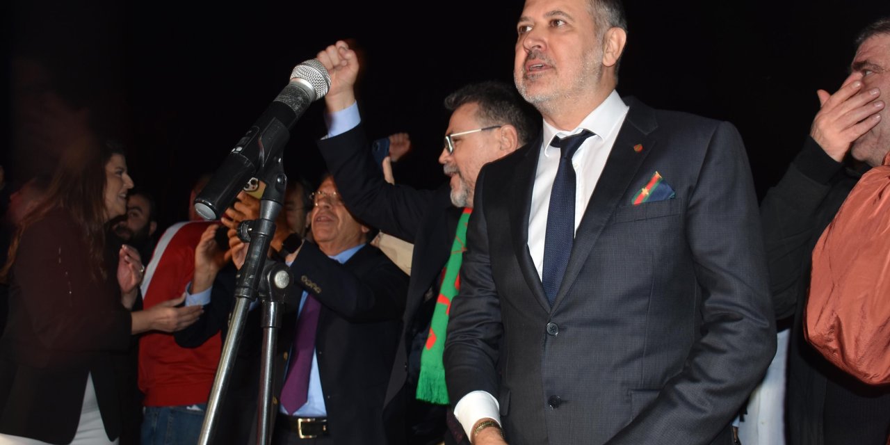 Karşıyaka'dan Görülmemiş Stat Mitingi