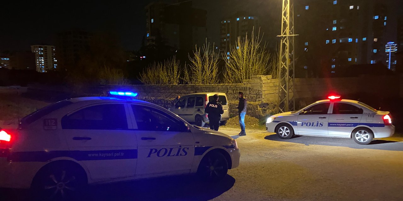 Kayseri'de İki Grup Arasında Silahlı Kavga: 3 Yaralı