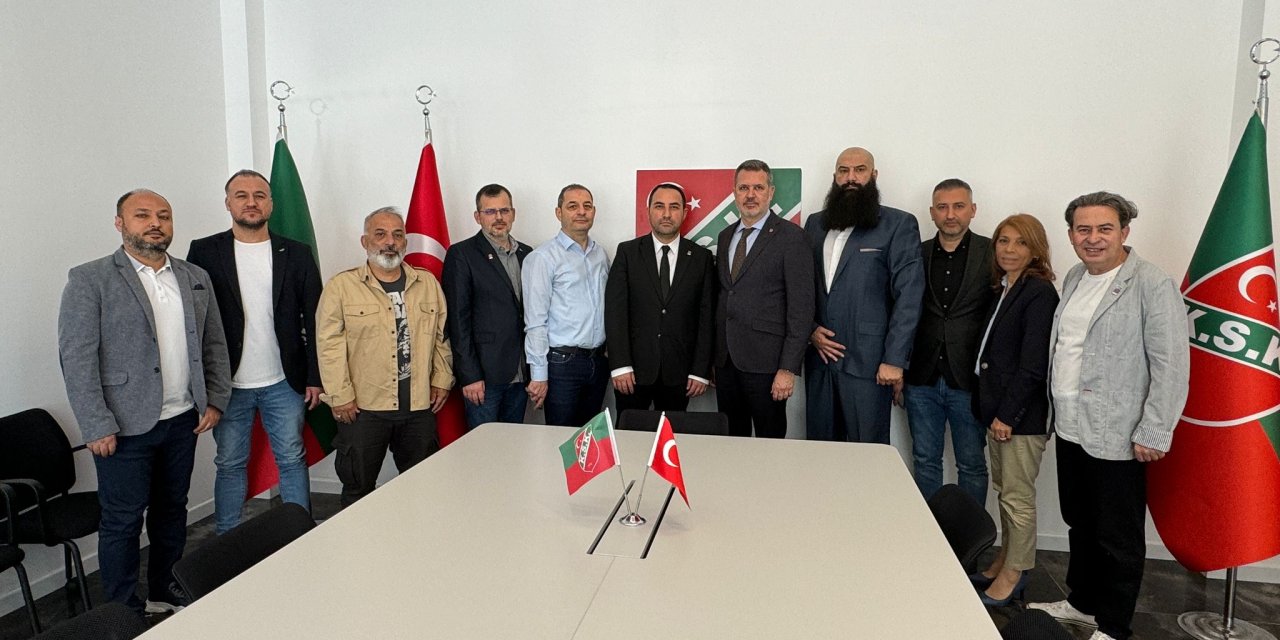 Tsyd İzmir Şubesi, Karşıyaka Yönetimiyle Buluştu