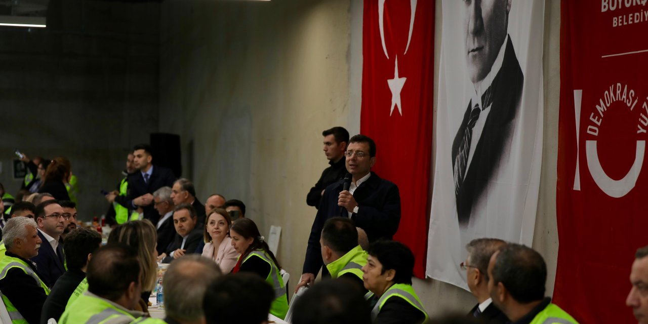 İstanbul-imamoğlu, Metro Şantiyesinde Çalışanlarla İftar Yaptı