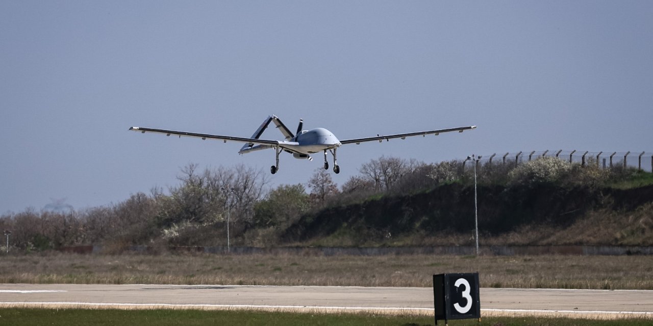 İstanbul-bayraktar Tb3 Siha 27 Saat Kesintisiz Uçtu