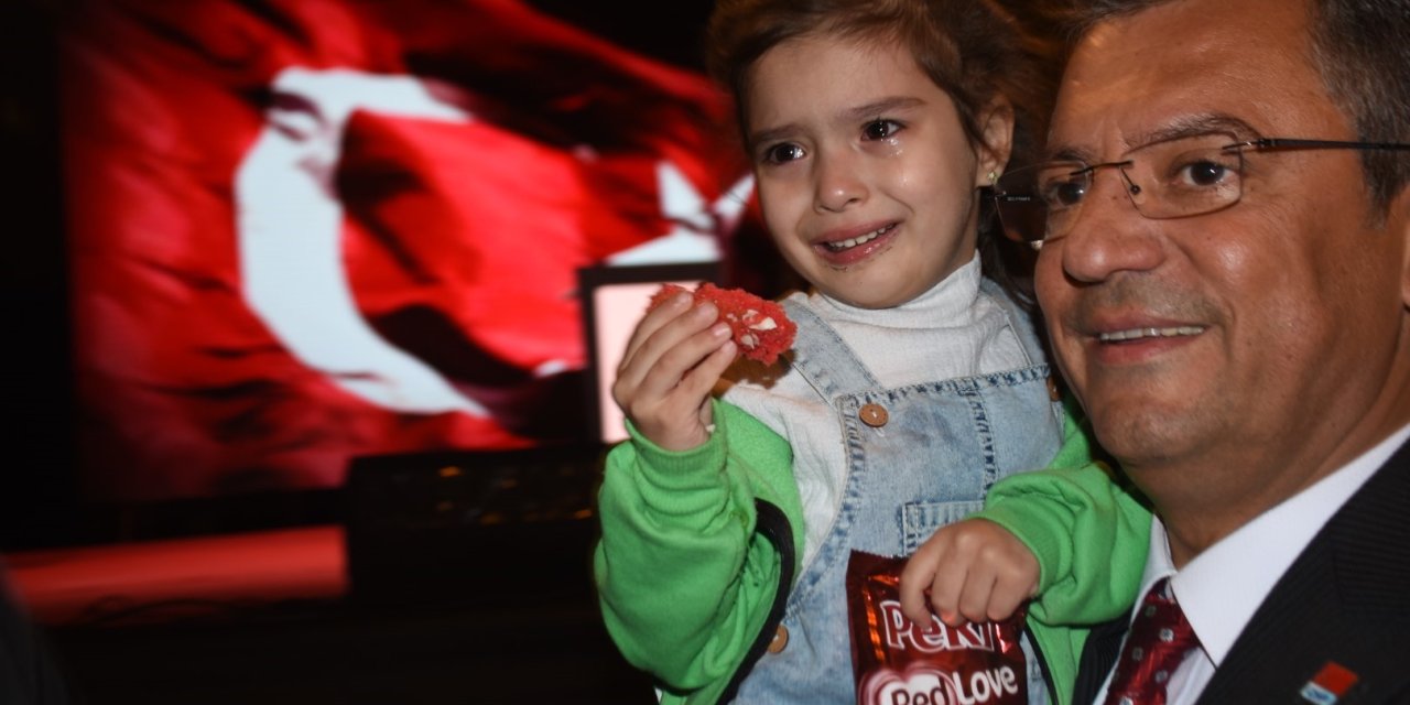 Özgür Özel: Canı Yanan Herkesi İktidara Sarı Kart Göstermeye Davet Ediyoruz (2)