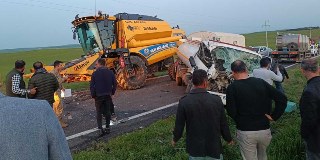 Biçerdöverle Çarpışan Tankerin Sürücüsü Öldü