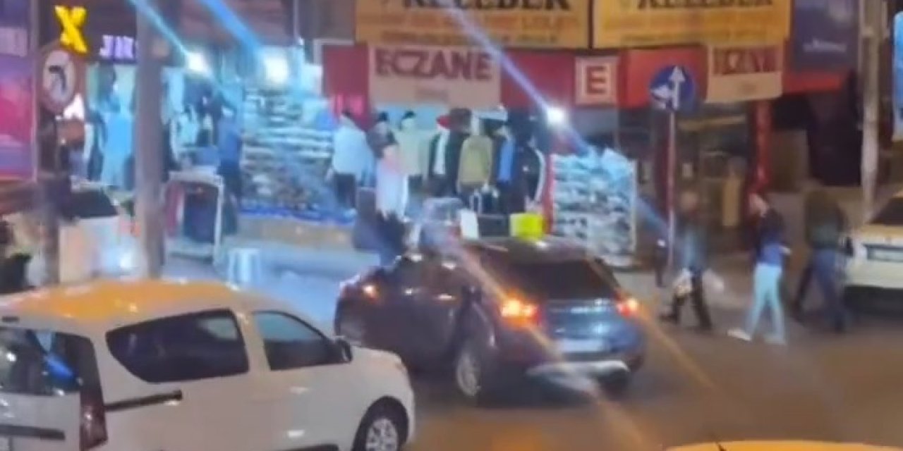 İstanbul-bahçelievler'de Sokak Ortasında Silahlı Çatışma