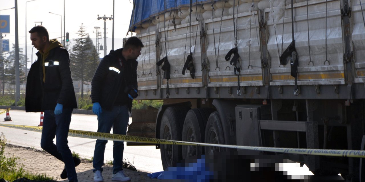 Gönüllü Bakımını Yaptığı Mezarlıktan Bisikletiyle Dönerken Kazada Öldü