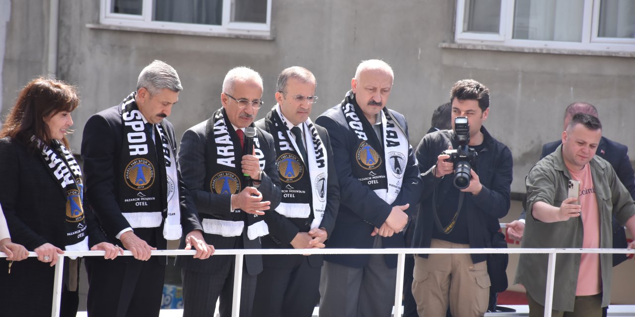 Bakan Uralıoğlu: Millete Hizmet Yolunda ‘Tamam’ Demek Yok