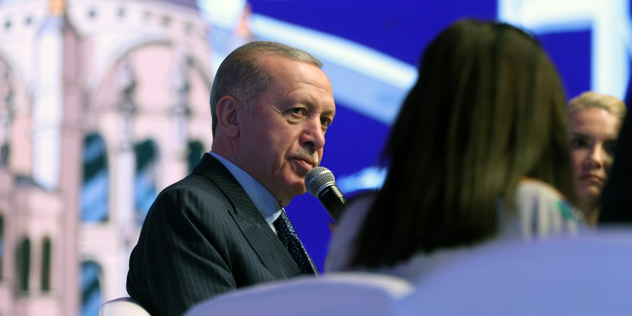 İstanbul - Cumhurbaşkanı Erdoğan İstanbul Gençlik Buluşması'nda Konuştu - (Geniş Haber)