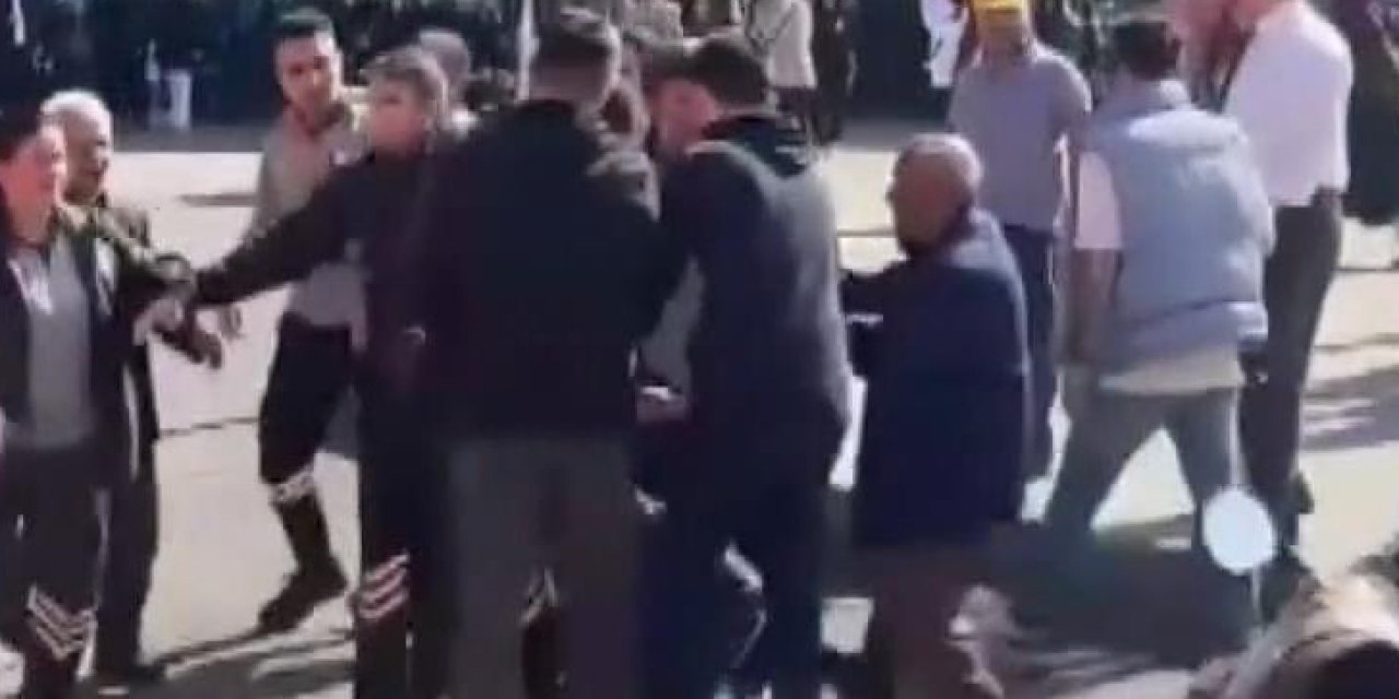 İstanbul- Şişli'de Hastane Bahçesinde Doktora Şiddet; 2 Kişi Hakkında Adli İşlem Başlatıldı