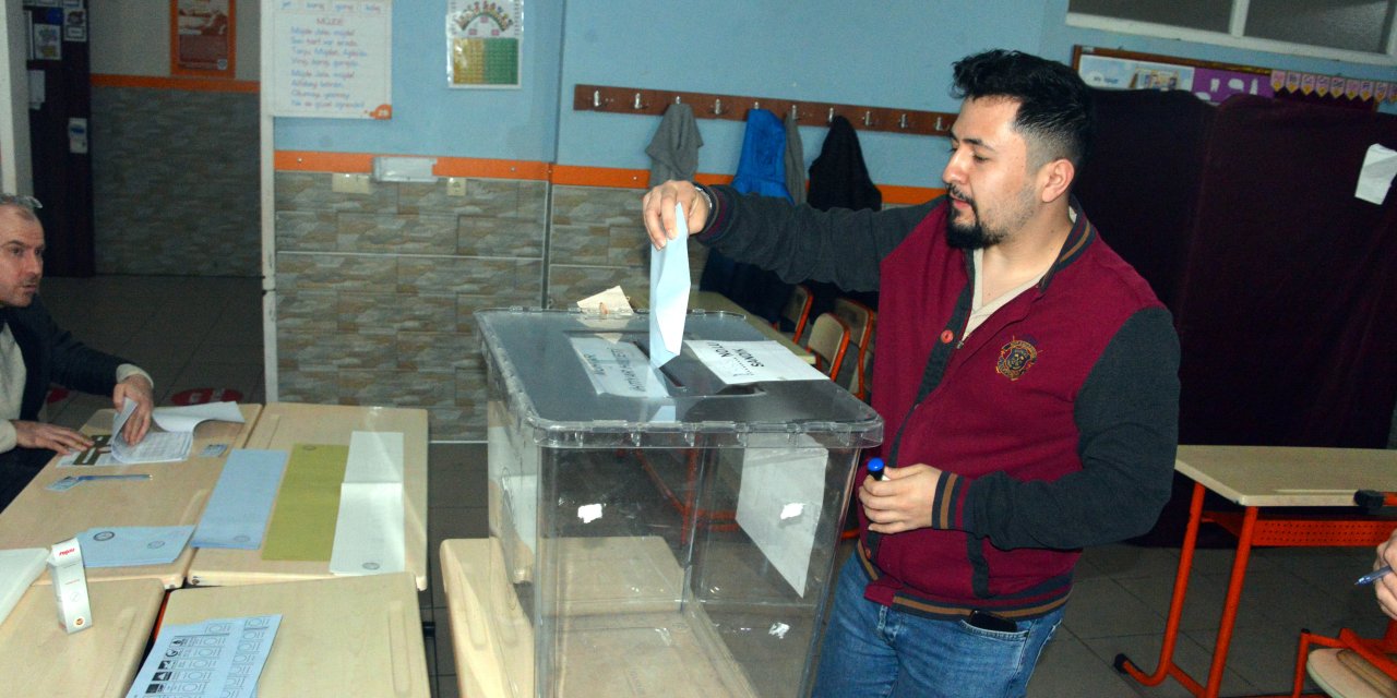 Kahramanmaraş'ta Oy Verme İşlemi Başladı