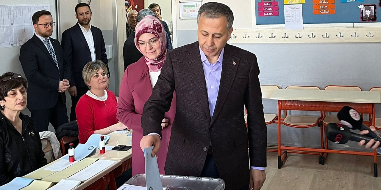 Bakan Yerlikaya: Oy Sayımının Huzur Ortamında Tecelli Etmesi İçin Çalışıyoruz