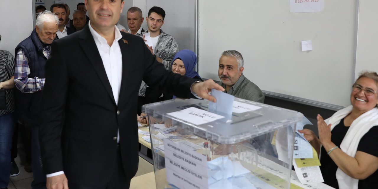 Chp'nin Balıkesir Adayı Akın: Sandıklar Açılmaya Başlanınca Herkes Kendi Oyuna Sahip Çıksın