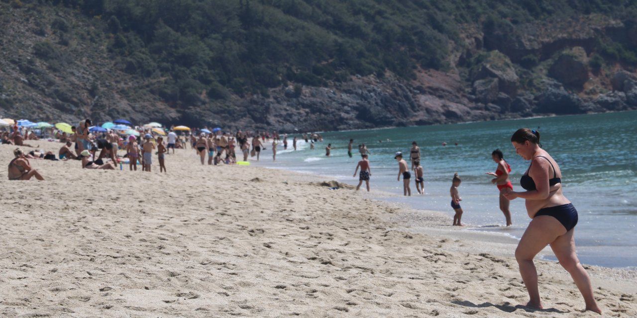 Antalya'da Oyunu Kullanan Sahile Gitti (2)