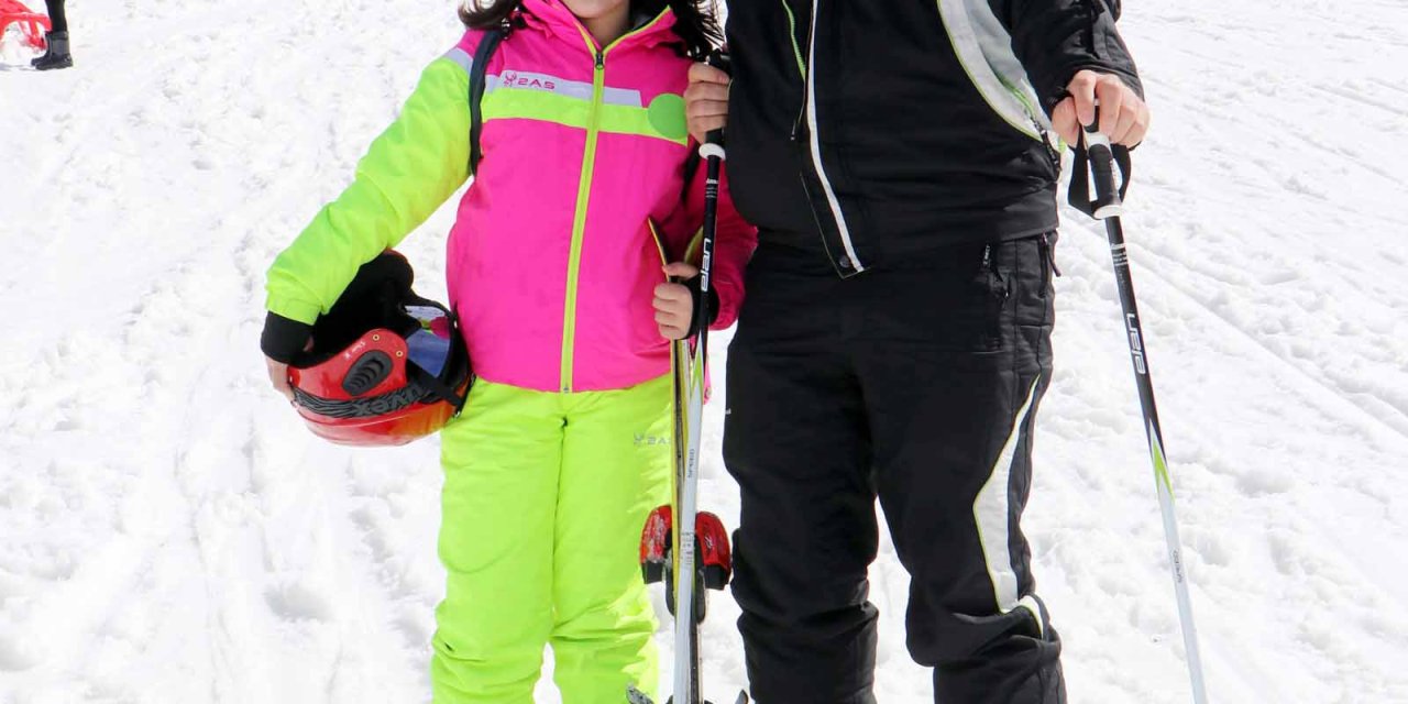 Oylarını Kullanıp Palandöken'e Çıktılar