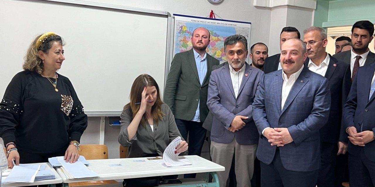 Varank: Türkiye Demokrasisi, Dünyada En Oturmuş Demokrasilerden Biridir