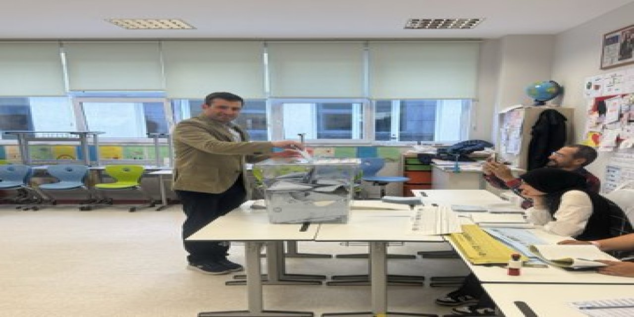 İstanbul - Selçuk Bayraktar Oyunu Kullandı