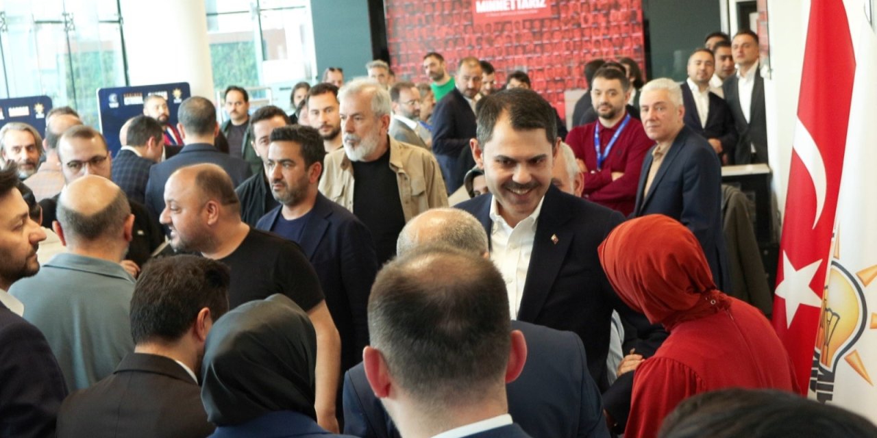 Murat Kurum, Ak Parti İstanbul İl Başkanlığı’na Giriş Yaptı