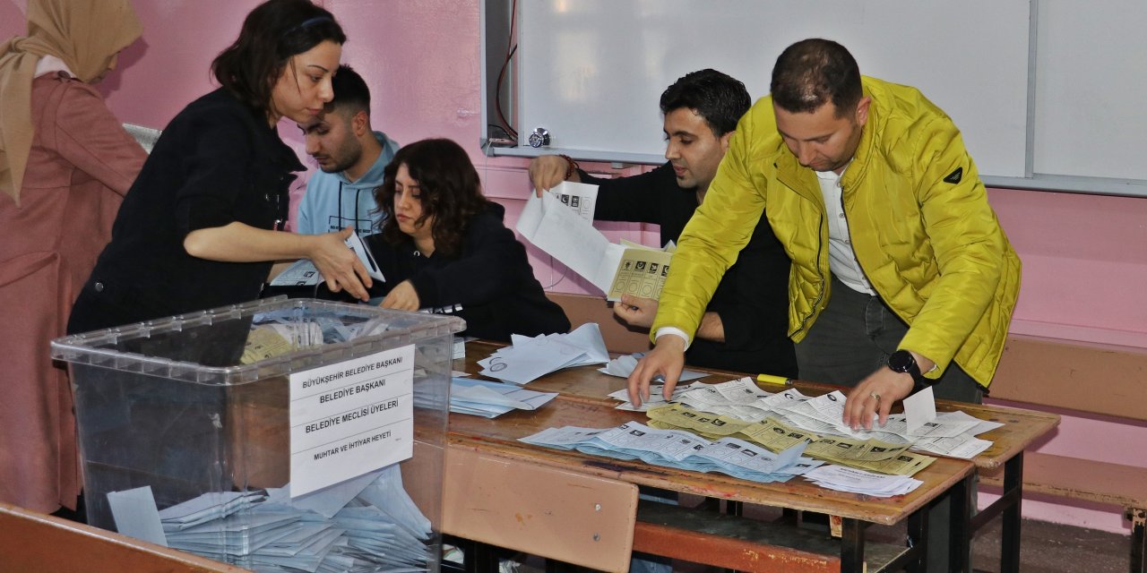 Diyarbakır’da Oy Verme İşlemleri Tamamlandı, Sayıma Geçildi