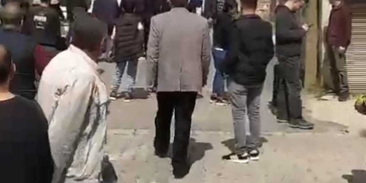 Polisin ‘Dur’ İhtarına Uymayıp, Otomobilde Silahlarla Yakalanan 2 Şüpheliye Gözaltı