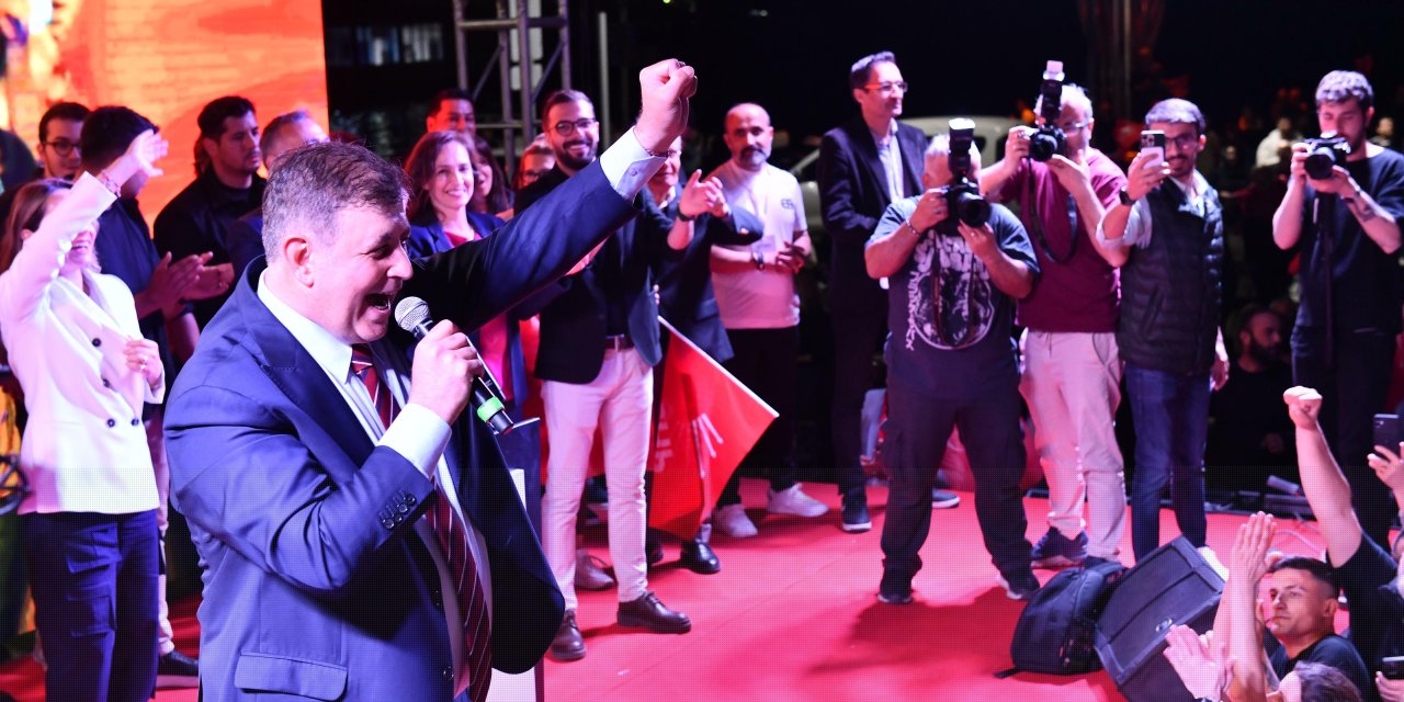 İzmir’de Kazanan Chp Oldu