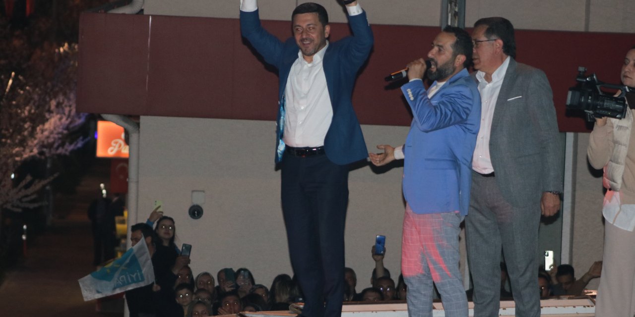 Nevşehir'de İyi Parti'li Arı Başkan Seçildi; 3 İlçeyi Chp, 2 İlçeyi Mhp Kazandı