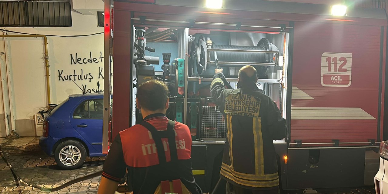 İçtiği Sigaranın Halıya Düşüp Yangın Çıkarmasıyla Öldü, 3 Kişi De Dumandan Etkilendi