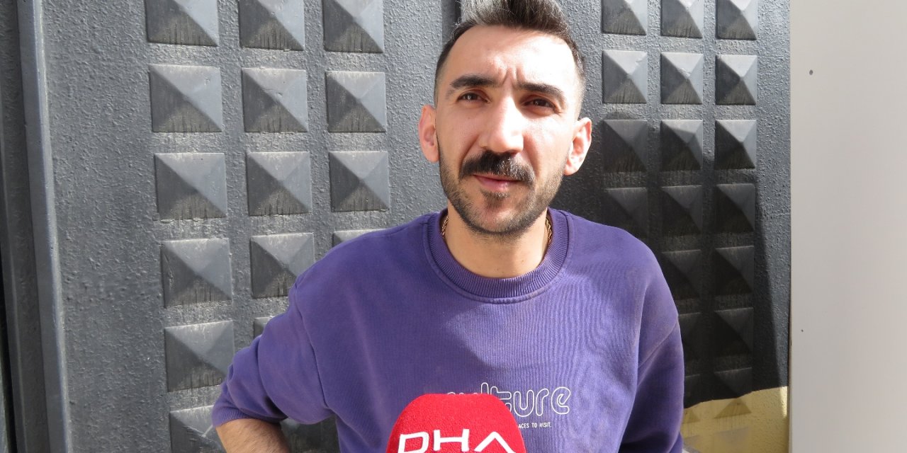 İstanbul - Kadıköy’de Alt Geçite Çarpan Kamyonet Yan Yattı