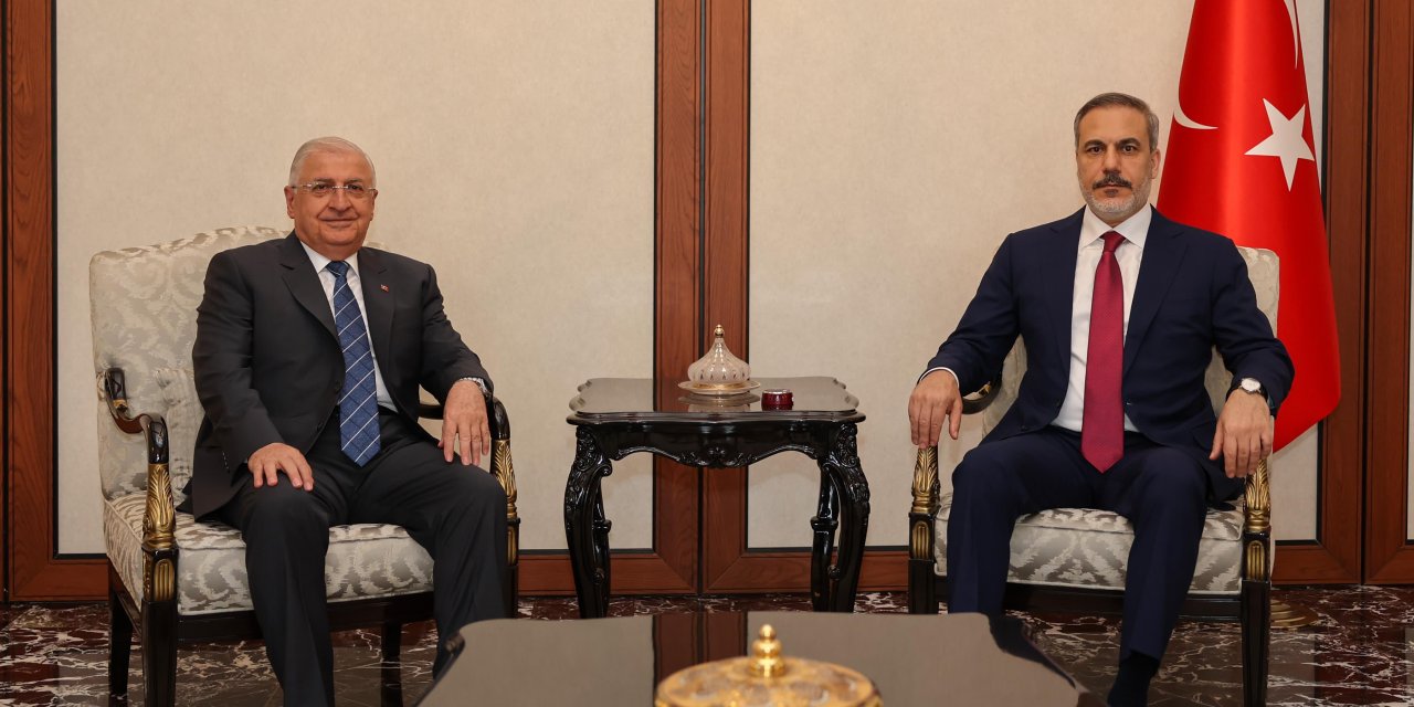 Bakan Fidan İle Bakan Güler Bir Araya Geldi