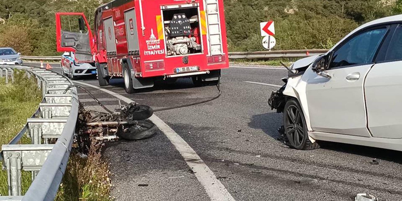 Otomobille Çarpışan Motosikletin Sürücüsü Ağır Yaralandı
