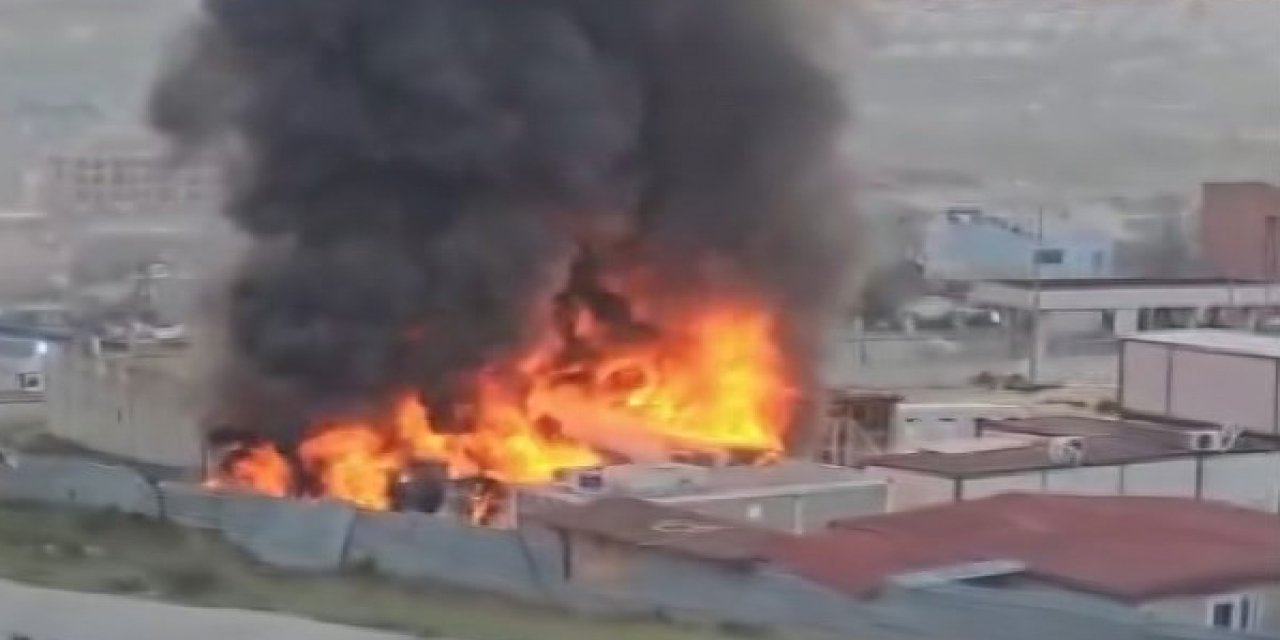 İstanbul - Başakşehir’de Yangın