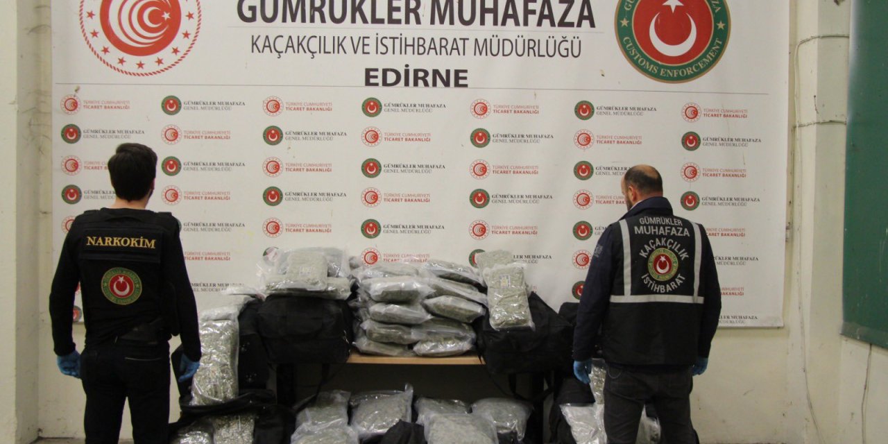 Kapıkule'de 95 Milyon Liralık 220 Kilo Esrar Ele Geçirildi