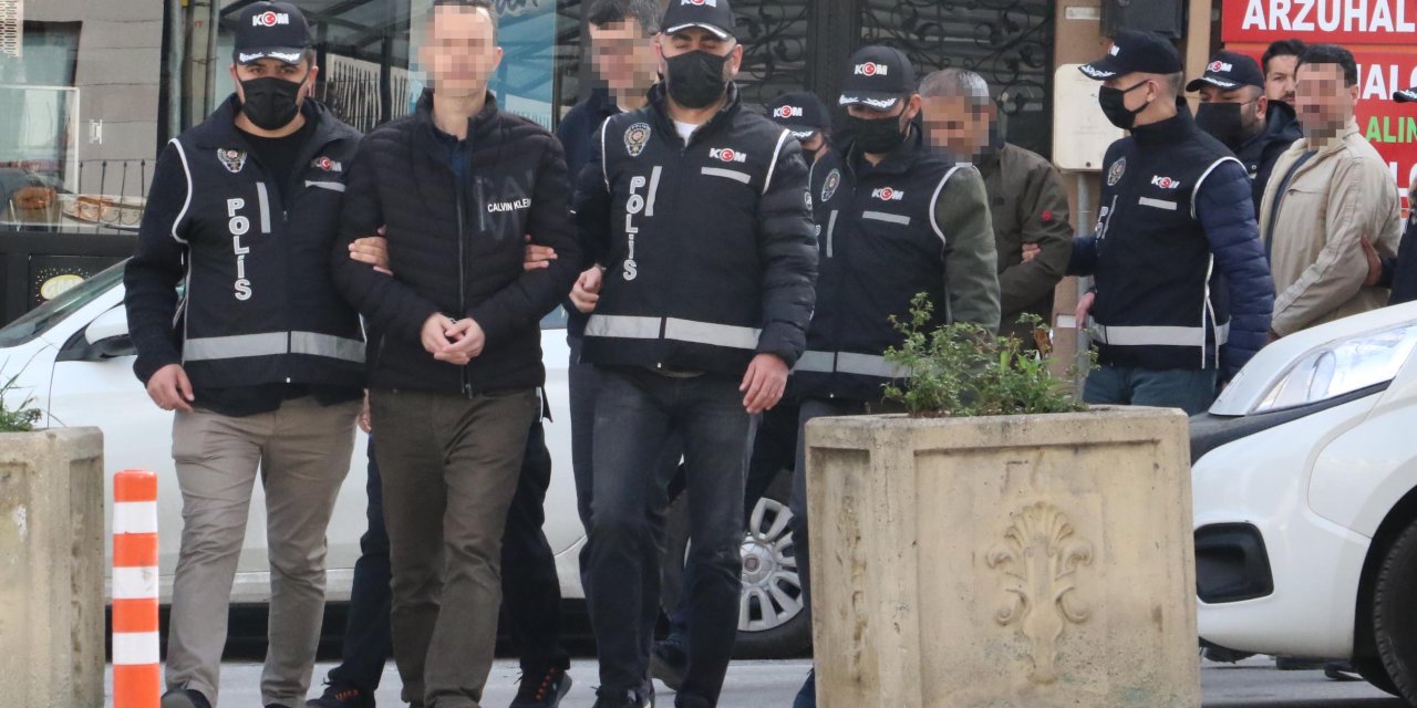 Eskişehir’de 4 Fetö Şüphelisi Yakalandı