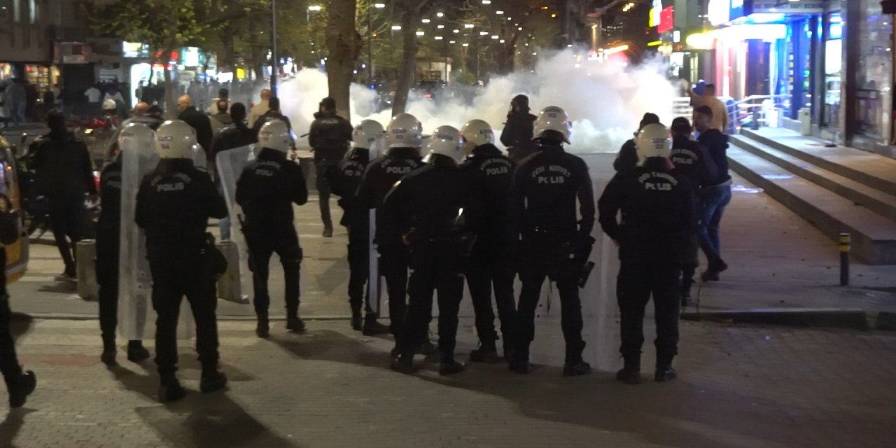 Siirt’te İzinsiz Van Protestosuna Polis Müdahalesi