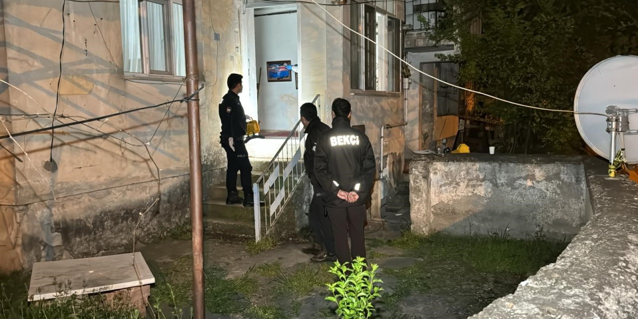 Tartıştığı Komşu Çifti Tüfekle Vurdu: 1 Ölü, 1 Yaralı