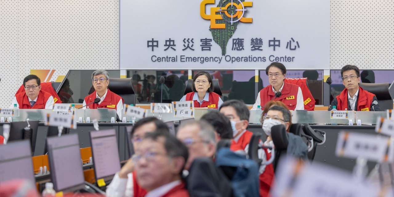 Tayvan’da Deprem: 7 Ölü, 736 Yaralı, 77 Kişi Kurtarılmayı Bekliyor