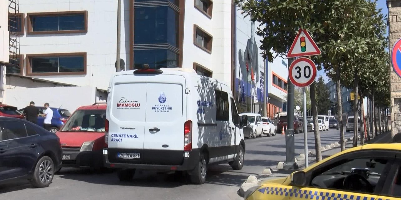 İstanbul - Yangında Hayatını Kaybeden Dj Gökay Tevlek'in Babası Konuştu