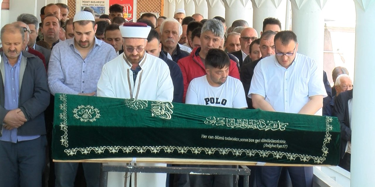 İstanbul- Marmara Denizi’nde Batan Geminin Kaptanı Son Yolculuğuna Uğurlandı