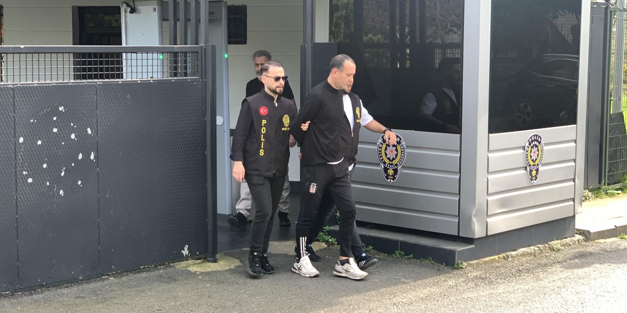 İstanbul - Beşiktaş'taki Gece Kulübü Yangınına İlişkin Gözaltına Alınanlardan 1'i Sağlık Kontrolüne Götürüldü