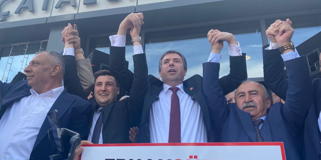 Çatalca Belediyesi’nde Devir Teslim Töreni Yapıldı