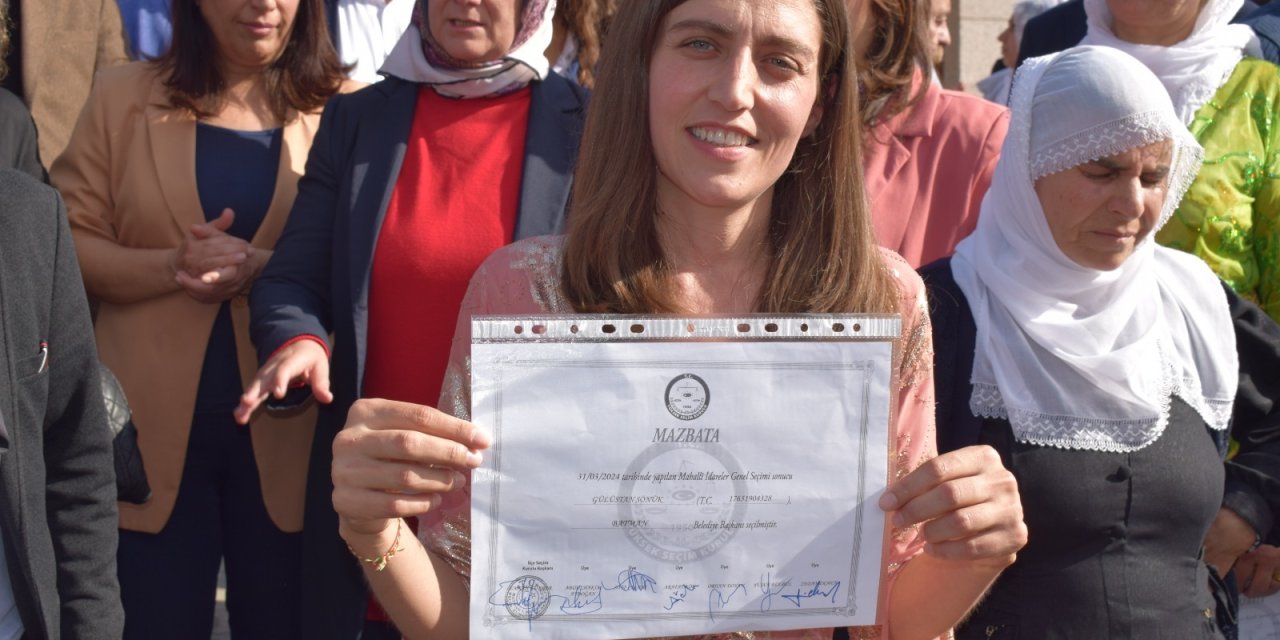 Batman’da Dem Parti’li Gülistan Sönük, Mazbatasını Aldı