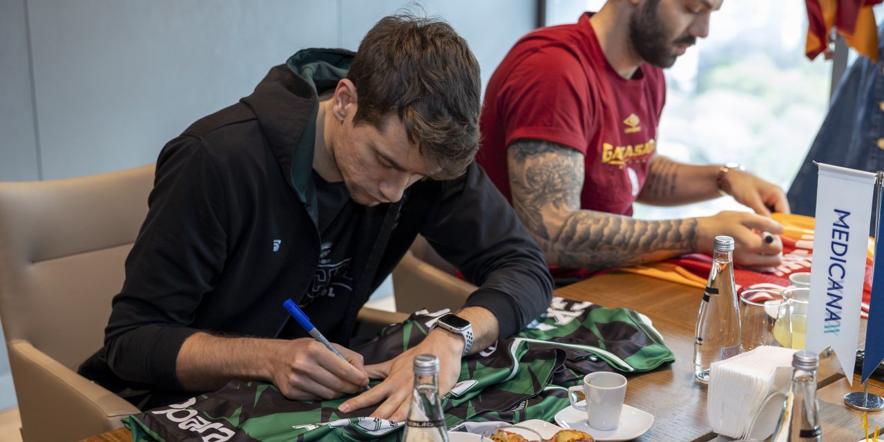 Ünlü Basketbolculardan Kanser Hastalarına Anlamlı Ziyaret