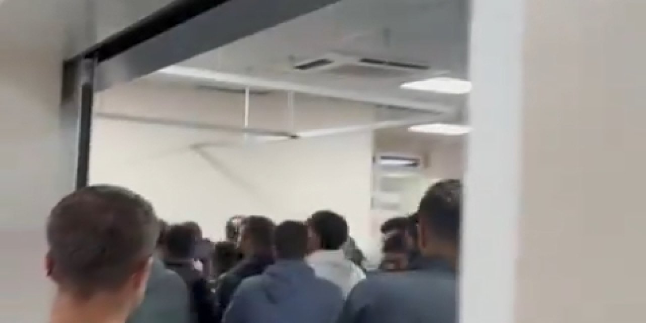 Diyarbakır’da İki Grup Arasında Çıkan Kavga Hastanede Devam Etti: 3 Yaralı