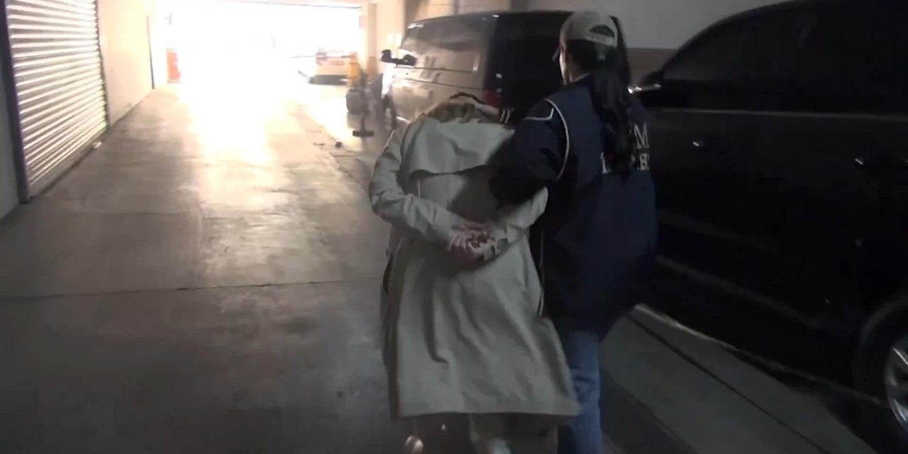 İstanbul -istanbul'da 'Köstebek-3' Operasyonu: 8 Şüpheli Yakalandı (Geniş Haber)