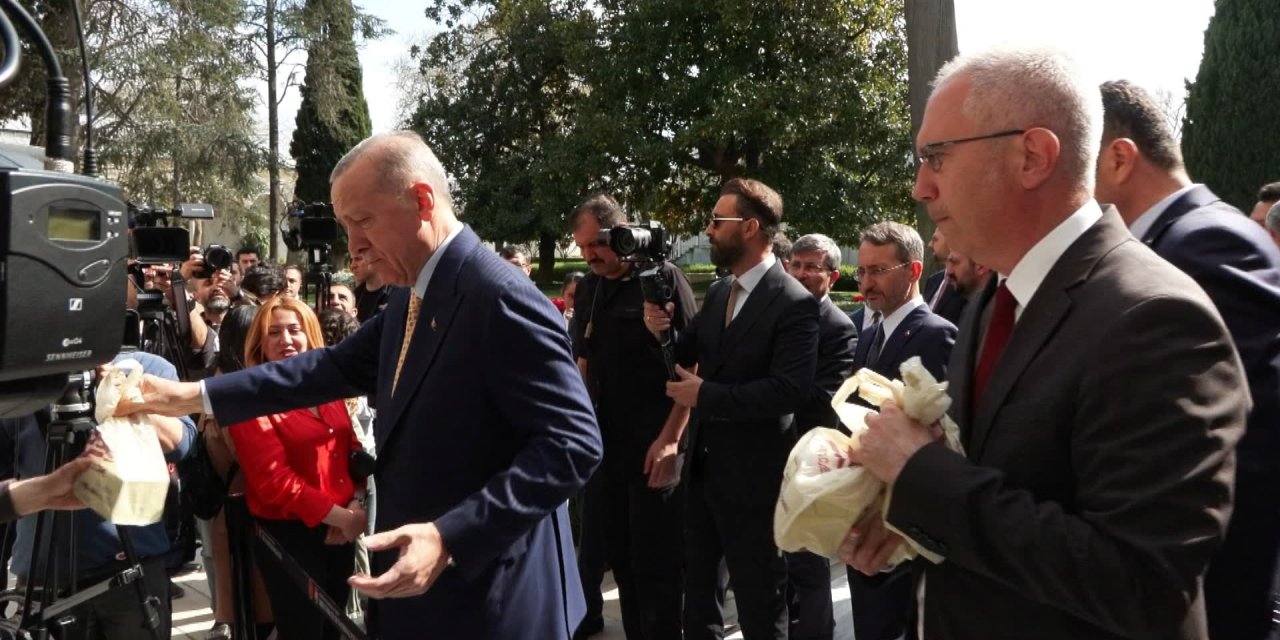 İstanbul - Cumhurbaşkanı Erdoğan Topkapı Sarayı’nı Ziyaret Etti