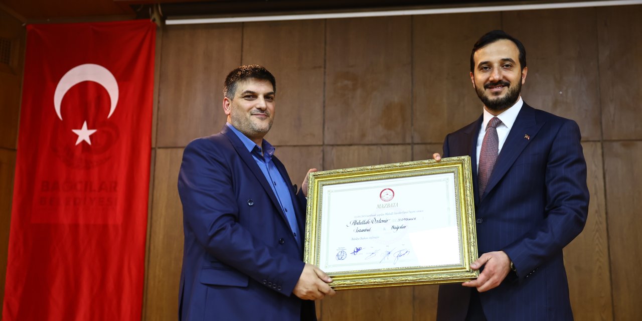Bağcılar Belediye Başkanı Abdullah Özdemir, Mazbatasını Aldı