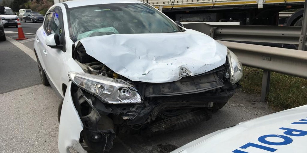 Kocaeli'de Tem Bağlantı Yolunda Zincirleme Kaza: 6 Yaralı