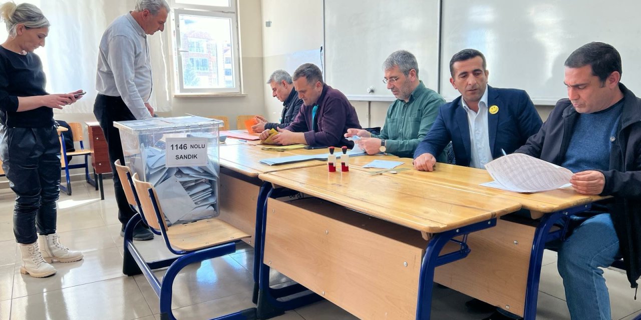 Elazığ'da Ak Parti 2, Mhp 1 İlçede Seçim Sonuçlarına İtiraz Etti