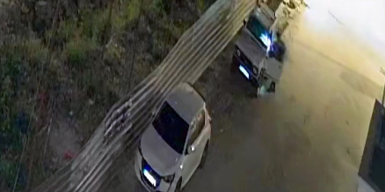 Eğlence Sonrası Eve Gitmek İçin Çaldıkları Otomobille Kaza Yaptılar