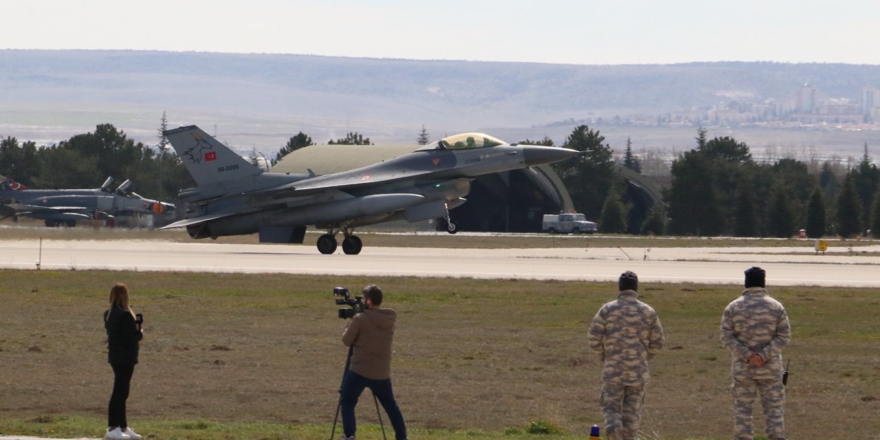Pilotlara Güven Veren Uçak Bakımları, 'Uçar Dediğimiz Uçar' Anlayışıyla Yapılıyor