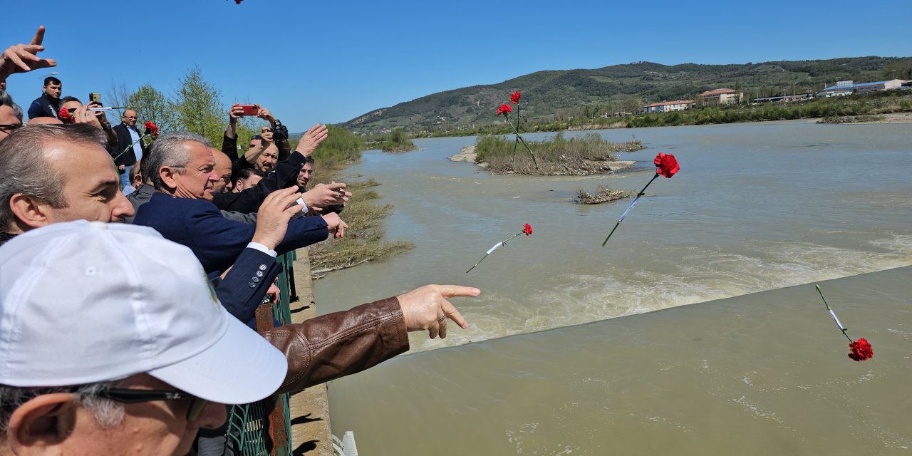 Zonguldak'ta Köprü Faciasında Ölenler, 12’nci Yılında Anıldı