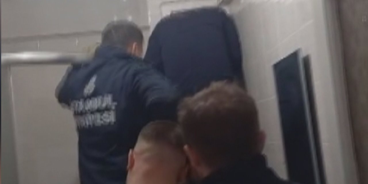 İstanbul- Avcılar'da İtfaiyeden 2 Saatlik Yavru Kedi Kurtarma Operasyonu